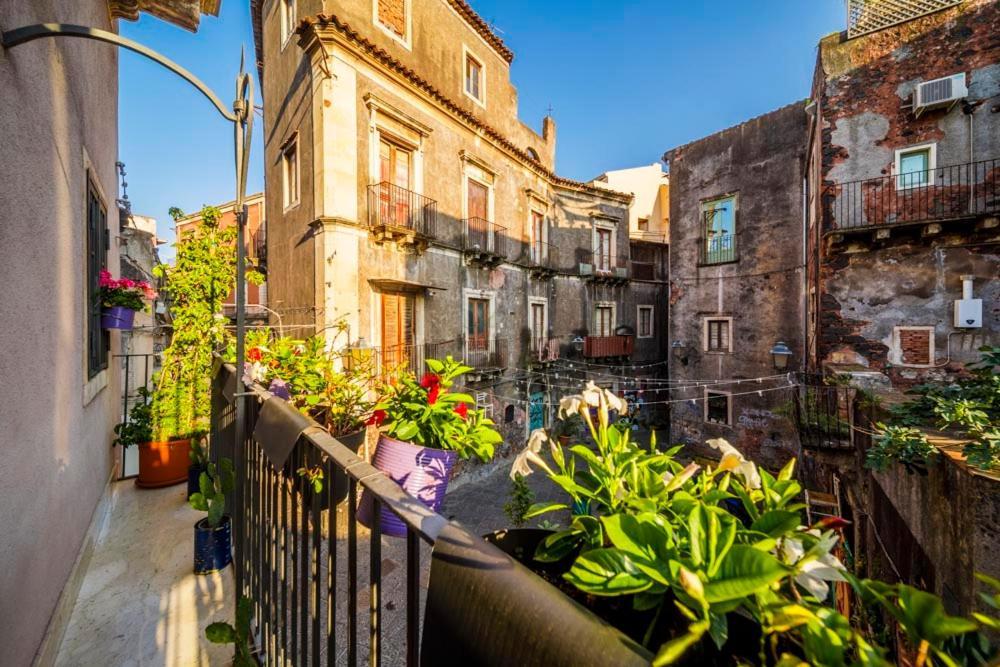 Casa Ninni Aeroporto di Catania Fontana Rossa Esterno foto