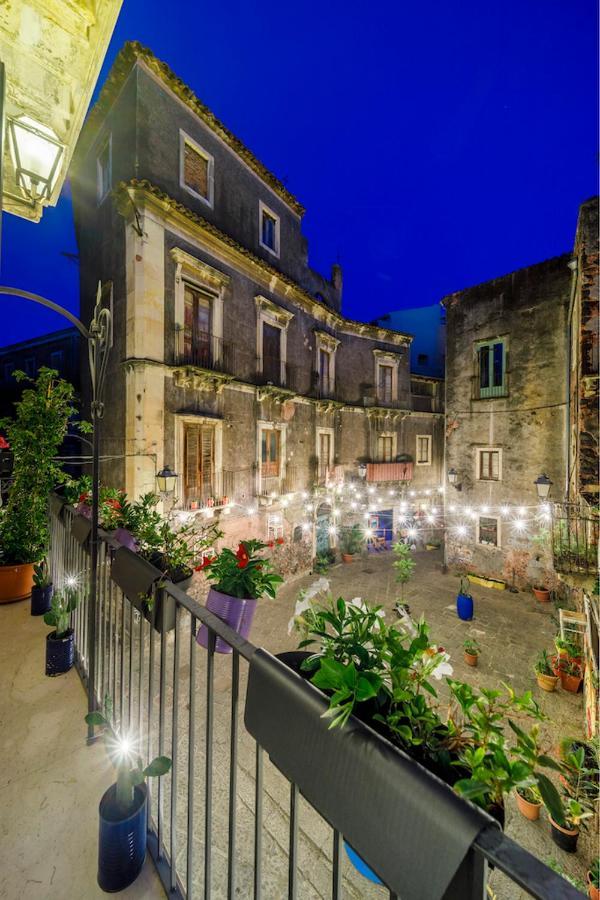Casa Ninni Aeroporto di Catania Fontana Rossa Esterno foto