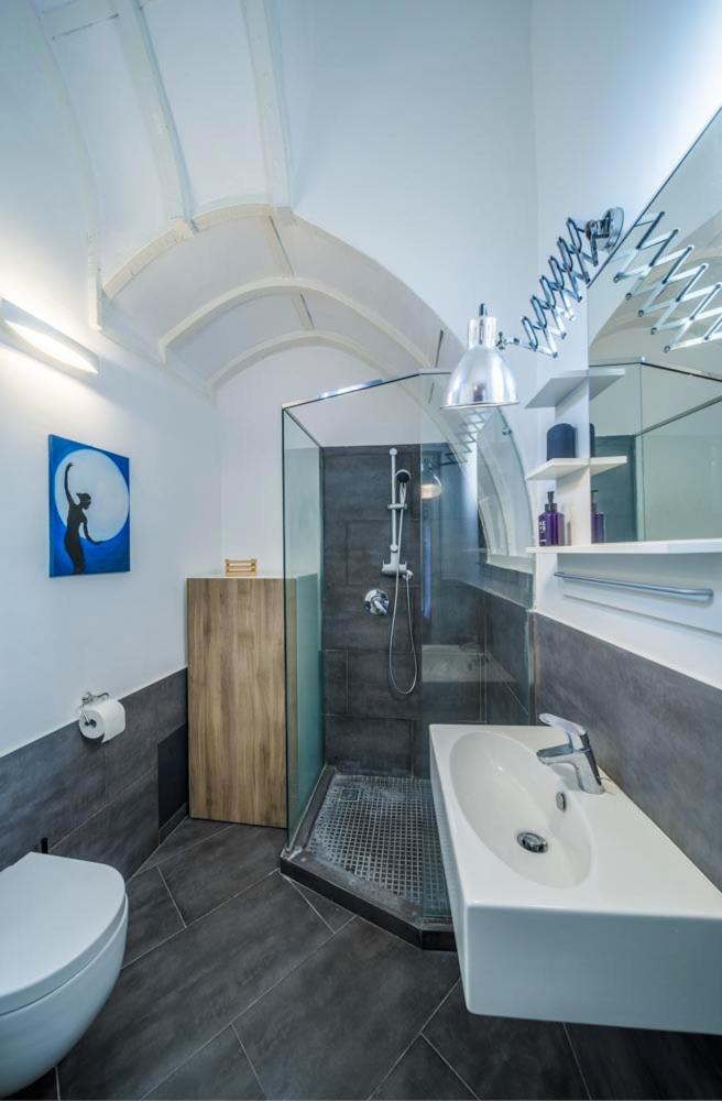 Casa Ninni Aeroporto di Catania Fontana Rossa Esterno foto